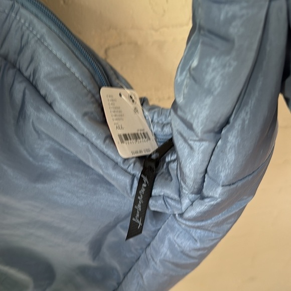 Free People tote bag plush power carryall Blue Fp movement NEW SOLD OUT - Picture 7 of 11